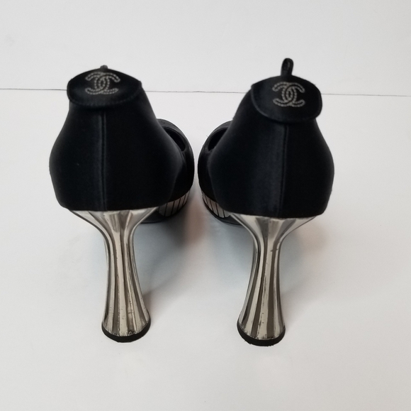 Chanel satin Heels*Missing Ankle Strap* - Picture 6 of 12